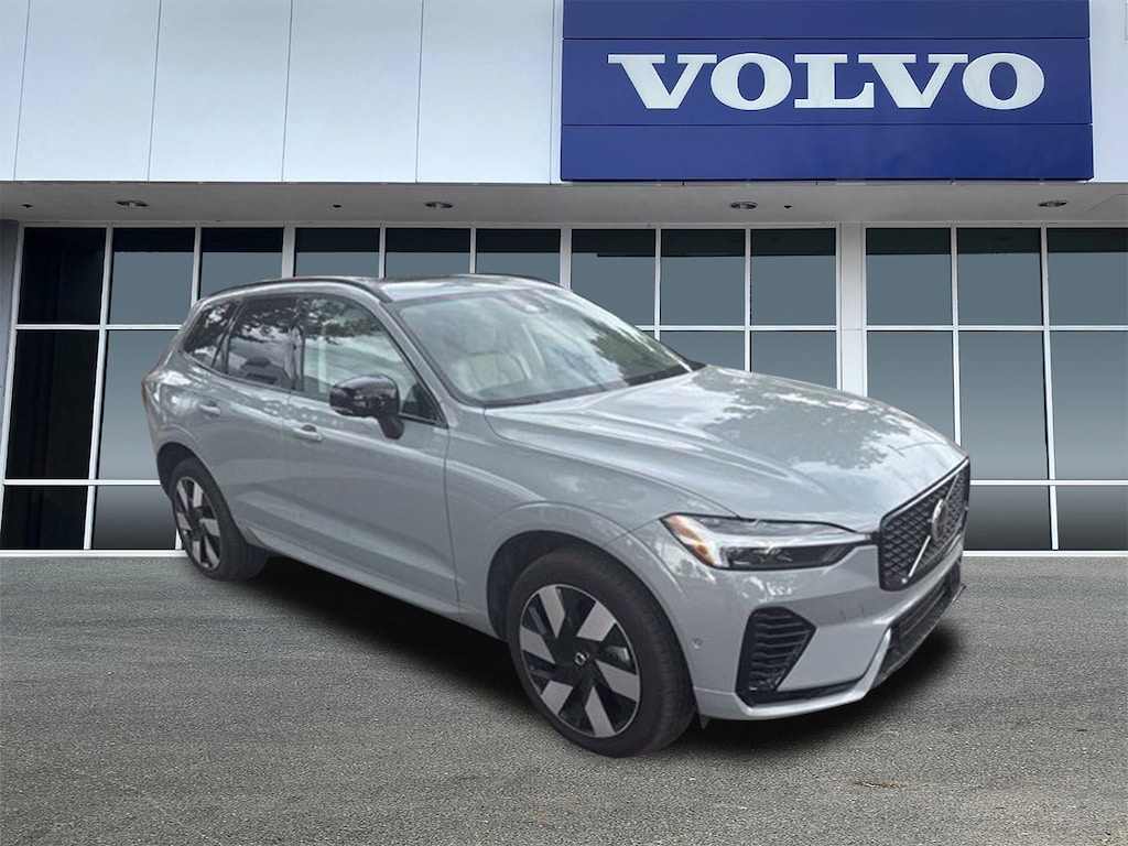Used 2025 Volvo XC60 Plug-In Hybrid T8 Plus T8 AWD Plus