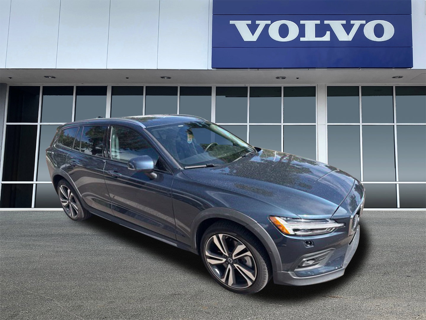 2024 Volvo V60 Cross Country
