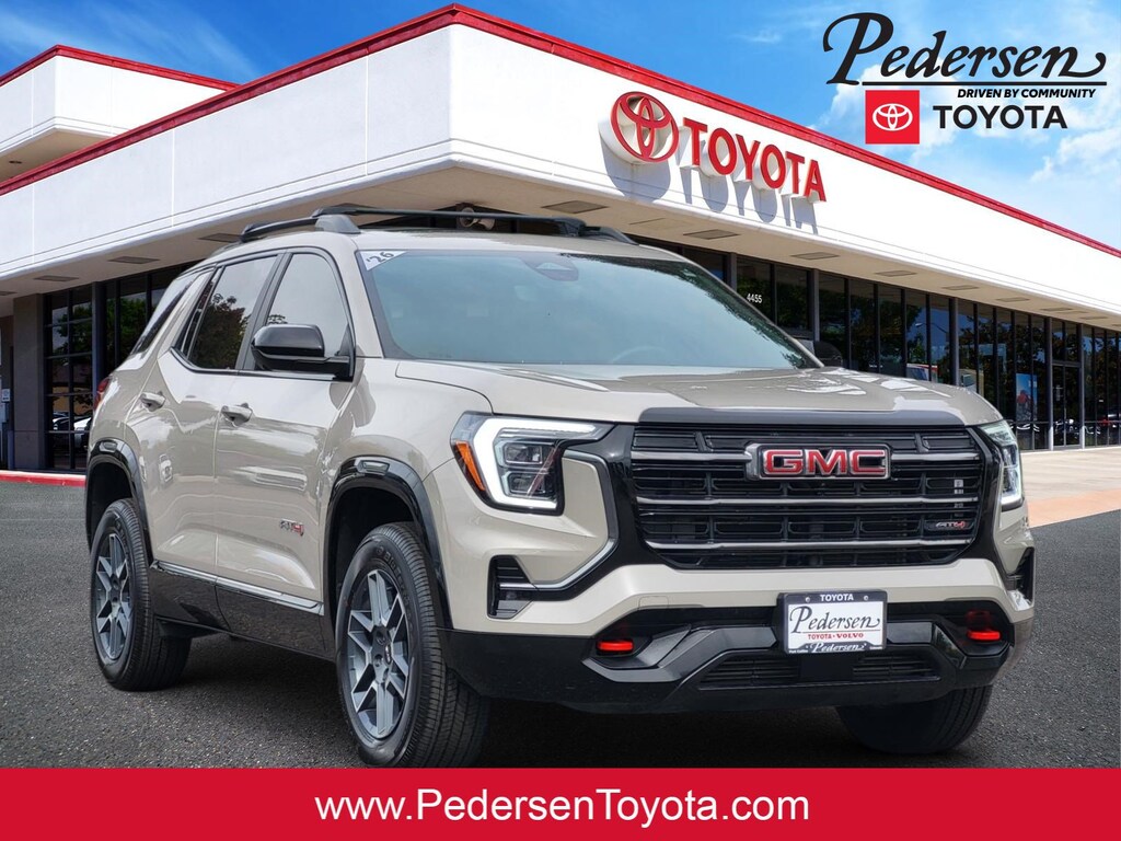 Used 2026 GMC Terrain AT4 SUV