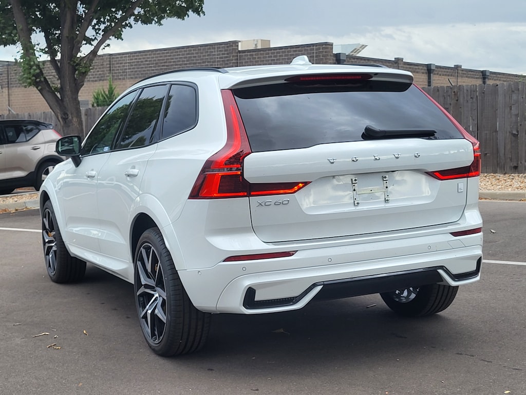 New 2026 Volvo XC60 plug-in hybrid T8 Polestar Engineered SUV