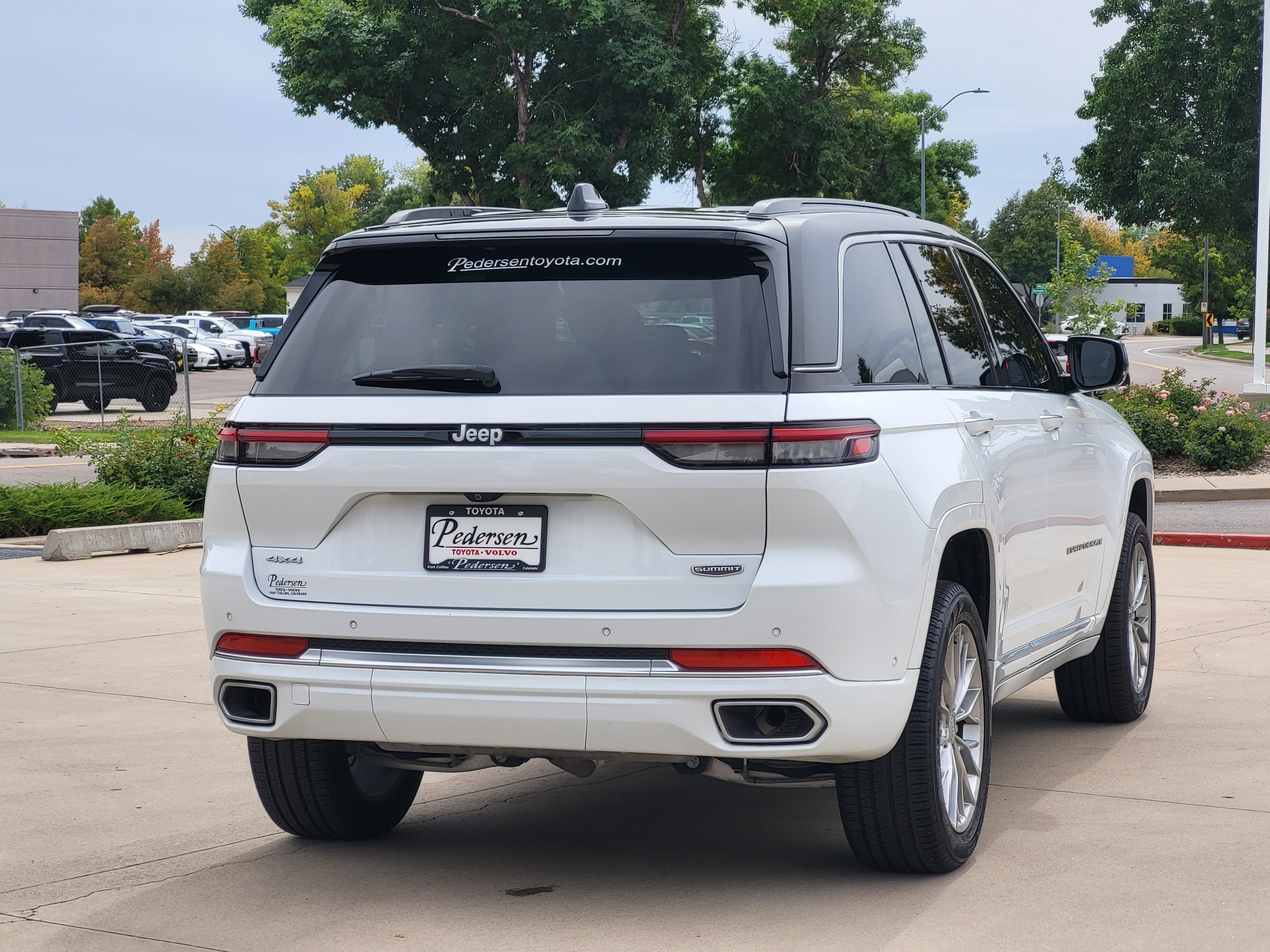 Used 2025 Jeep Grand Cherokee Summit SUV