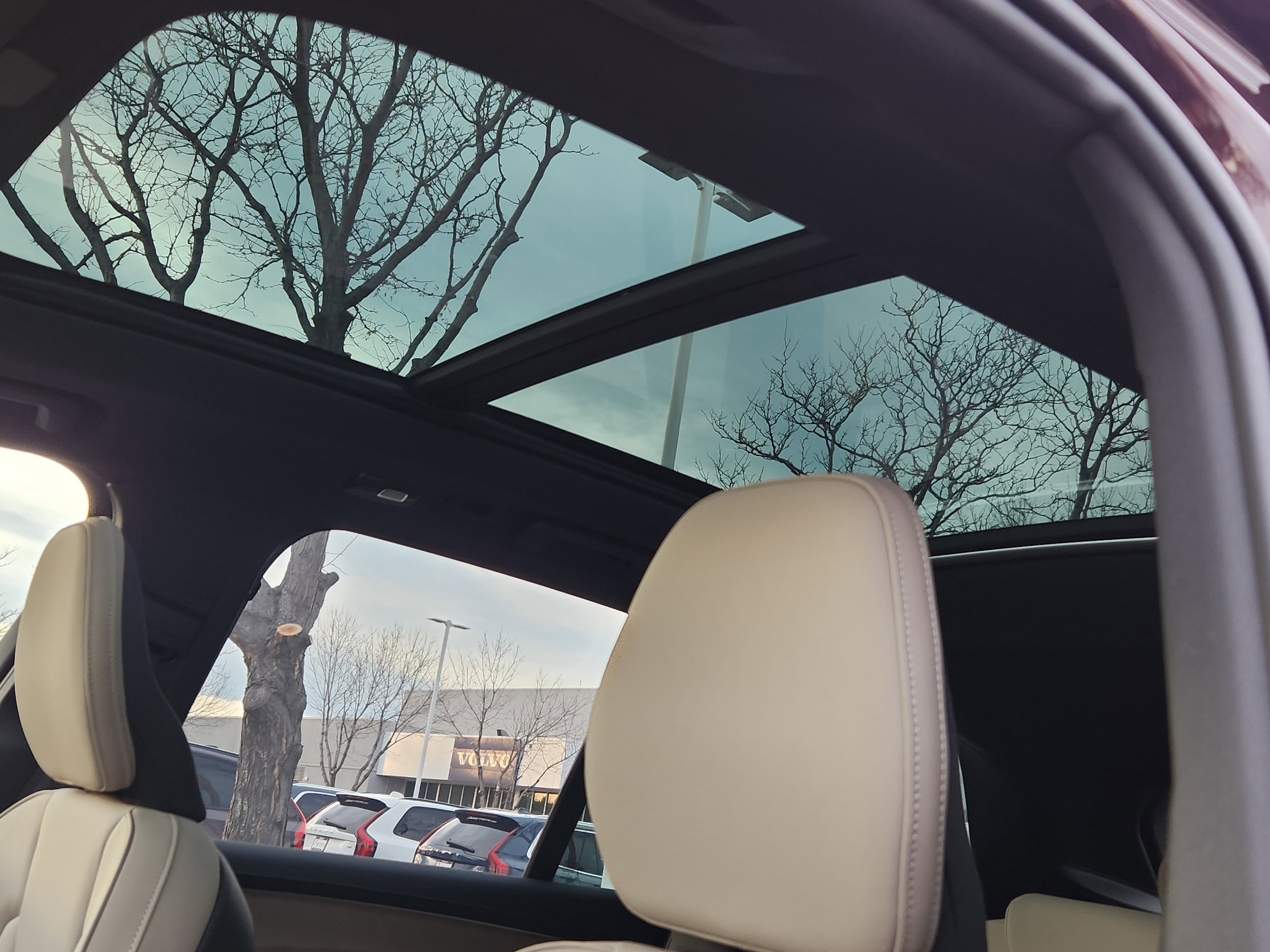2026 Volvo XC90 Plus - Photo 15