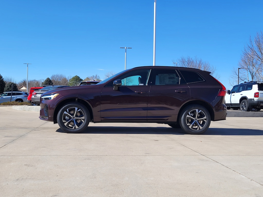 New 2026 Volvo XC60 B5 Core SUV