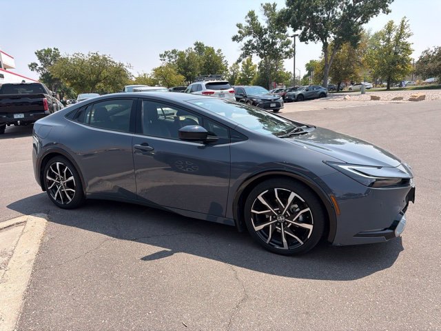  Toyota Prius Prime