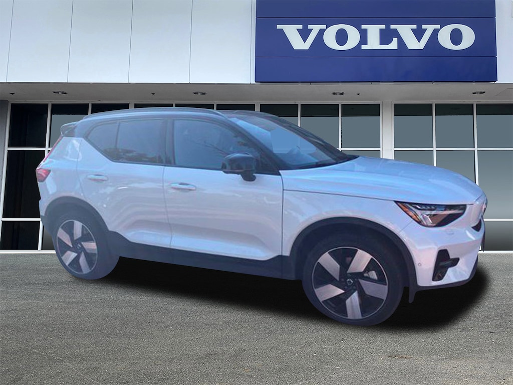 Certified 2023 Volvo XC40 Recharge Pure Electric Plus SUV