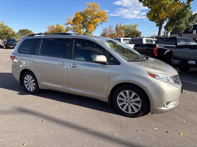  Toyota Sienna