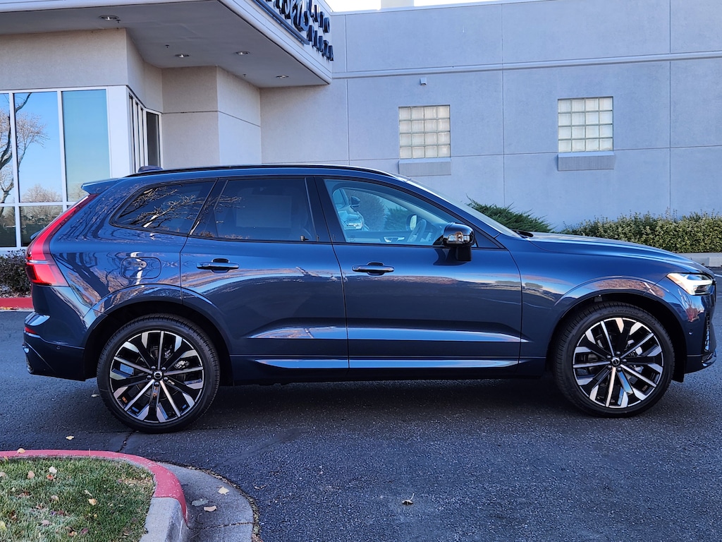 New 2026 Volvo XC60 B5 Ultra SUV