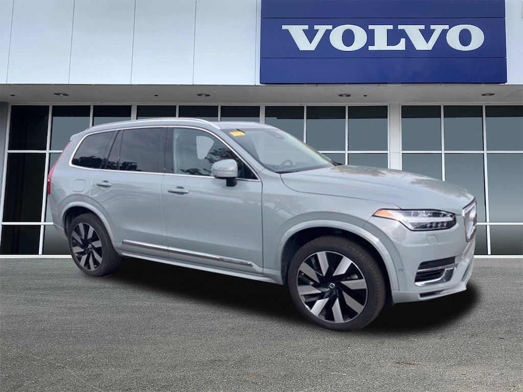 Used 2024 Volvo XC90 Recharge Plug-In Hybrid T8 Plus Bright Theme 7 Passenger T8 eAWD PHEV Plus Bright Theme 7P