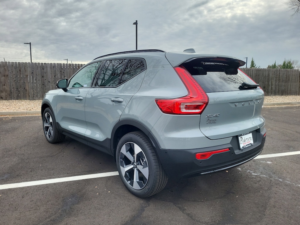 New 2026 Volvo XC40 B5 Plus SUV