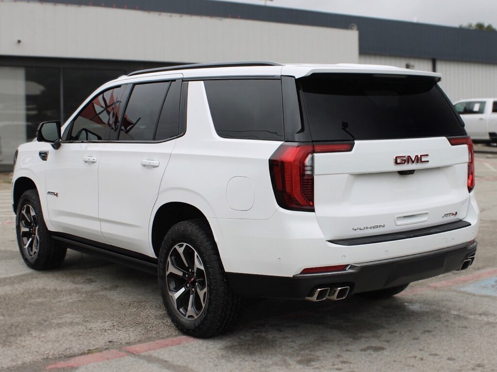 Used 2026 GMC Yukon AT4 4WD AT4
