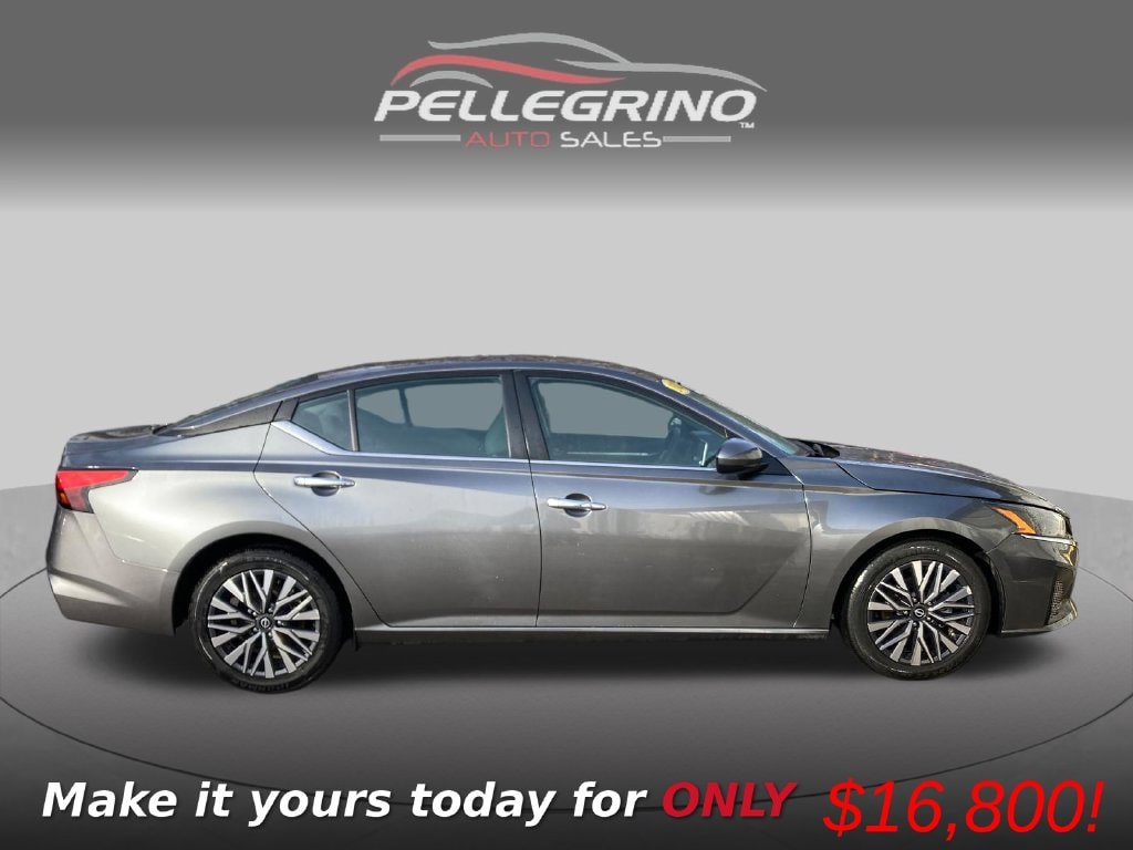 2023 Nissan Altima SV - Photo 7
