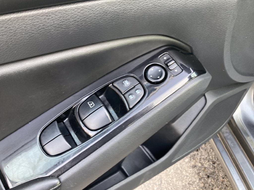 2023 Nissan Altima SV - Photo 13