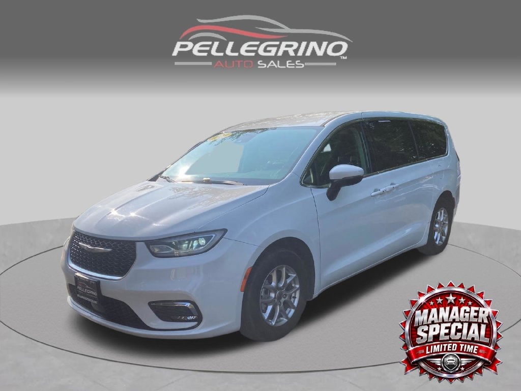 2023 Chrysler Pacifica Touring L