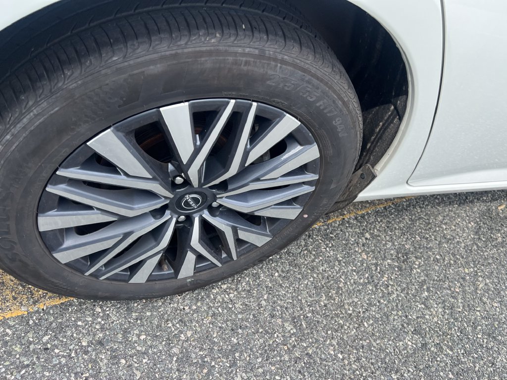 Certified 2025 Nissan Altima SV Sedan
