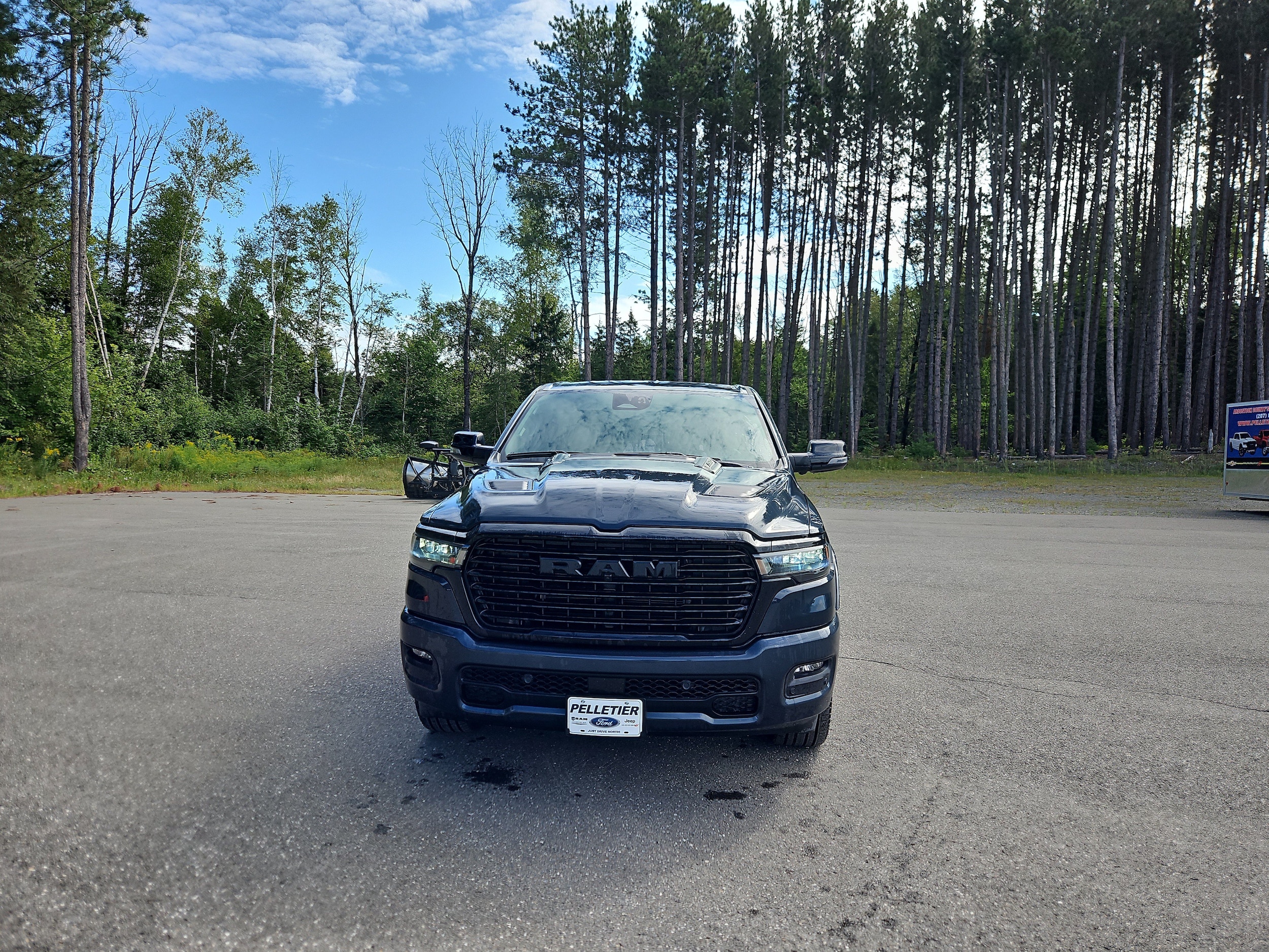2026 RAM 1500 Laramie - Photo 2