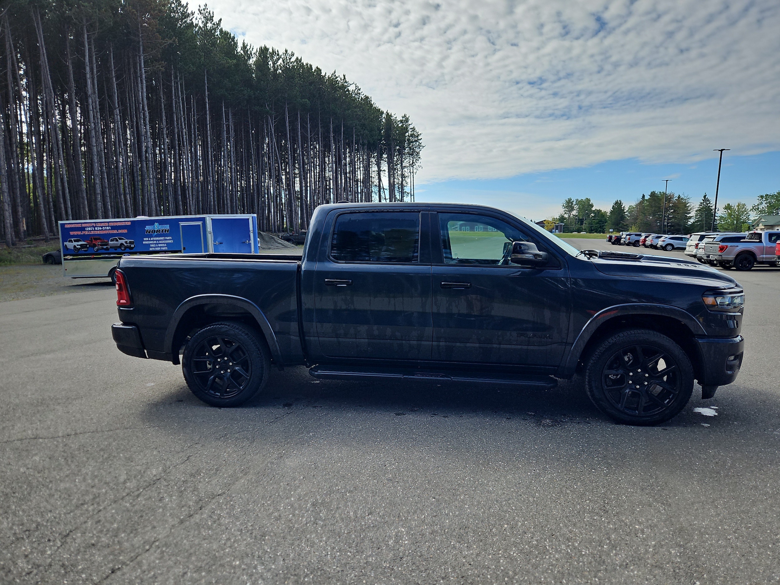 2026 RAM 1500 Laramie - Photo 4