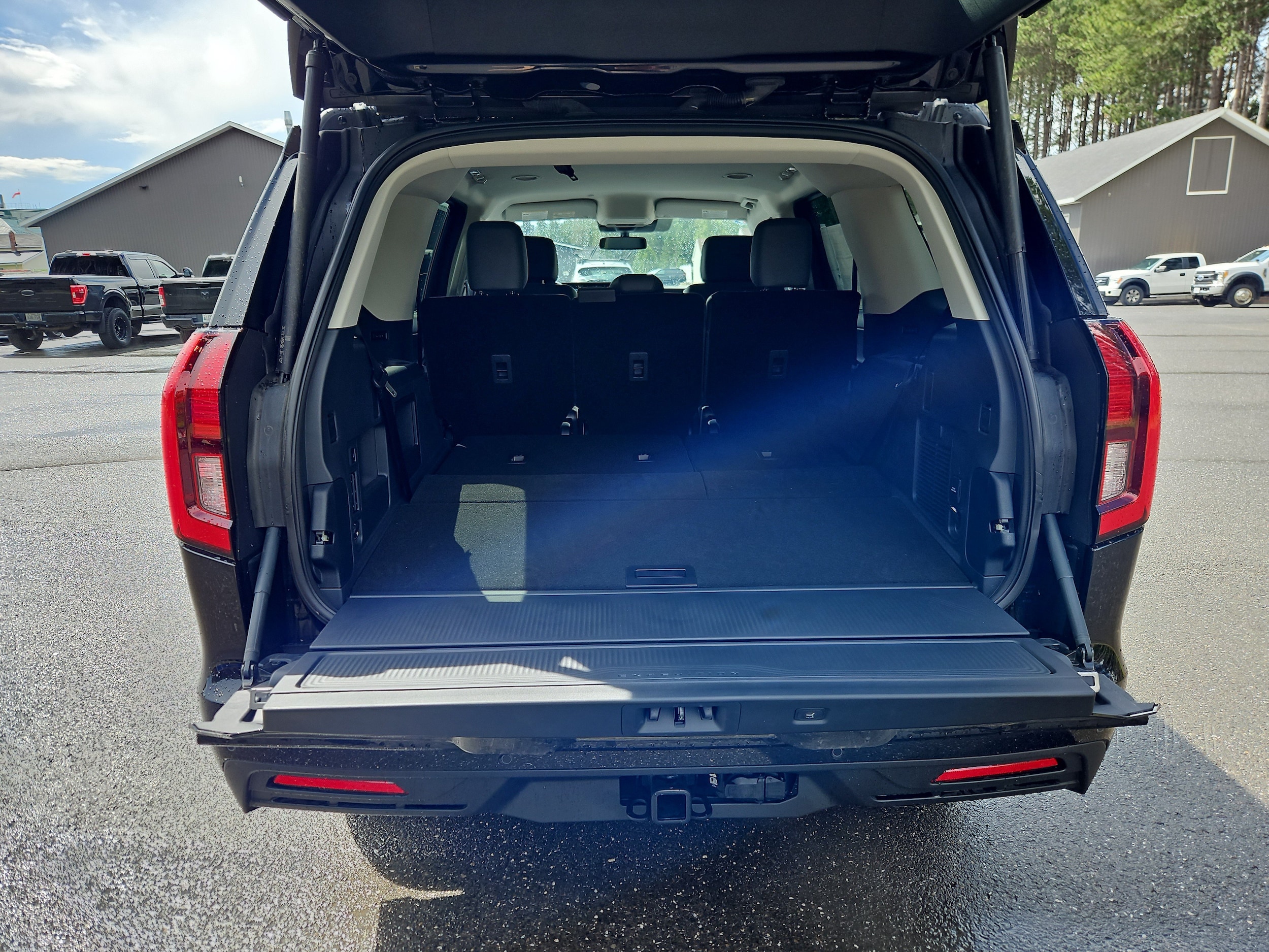 2026 Ford Expedition Active - Photo 11