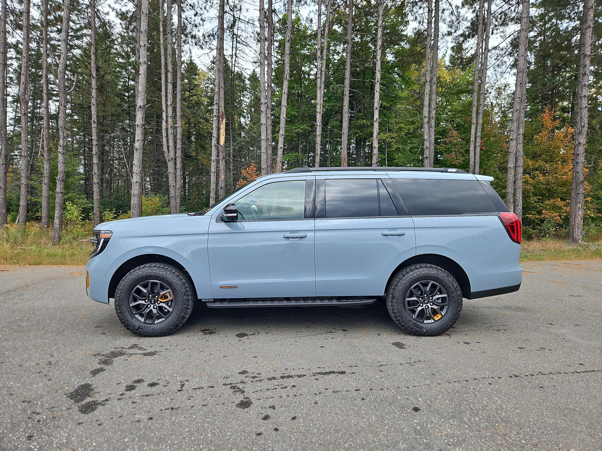 2027 Ford Expedition Tremor - Photo 3