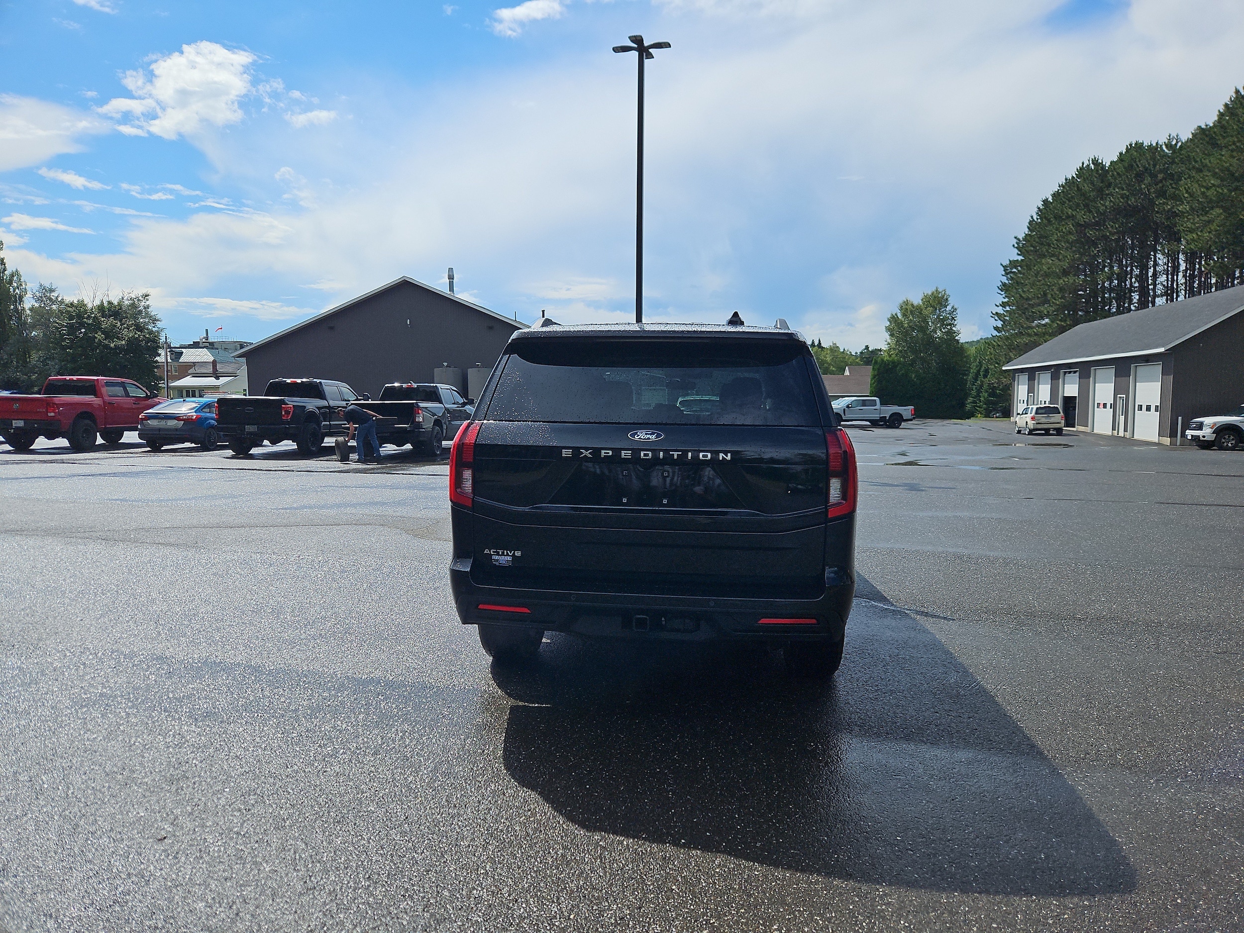 2026 Ford Expedition Active - Photo 6