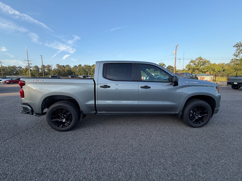 New 2026 Chevrolet Silverado 1500 Custom Truck