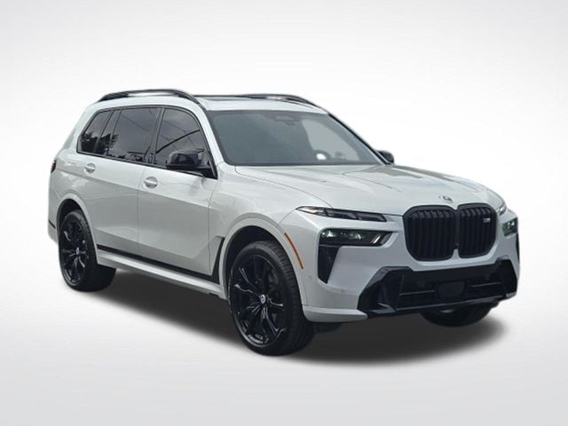 2023 BMW X7