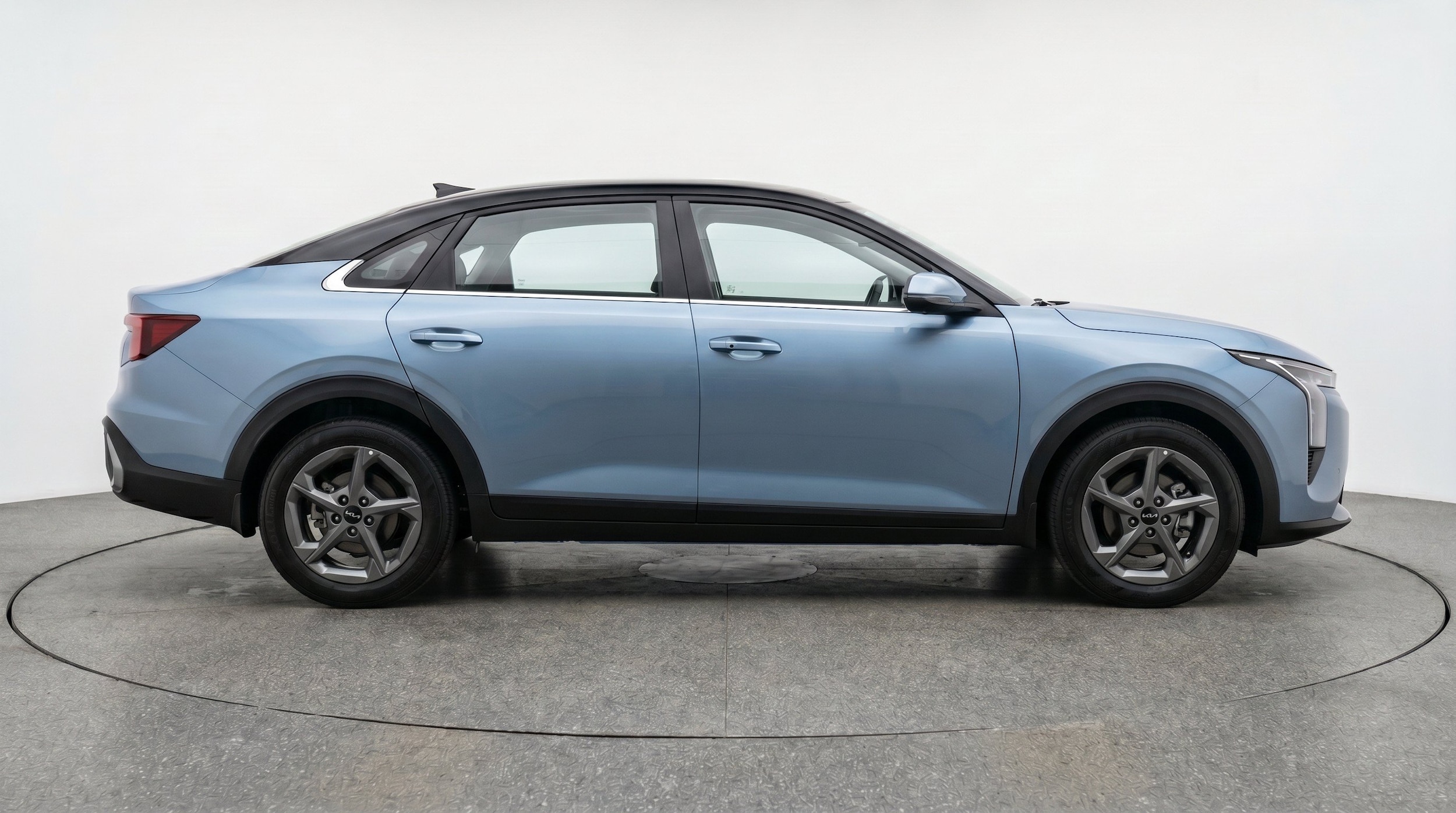 Thumbnail: 2025 Kia K4 - 10
