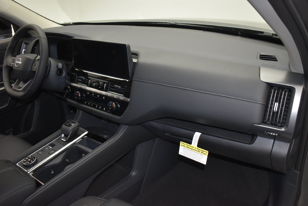 2026 Nissan Pathfinder SL - Photo 26