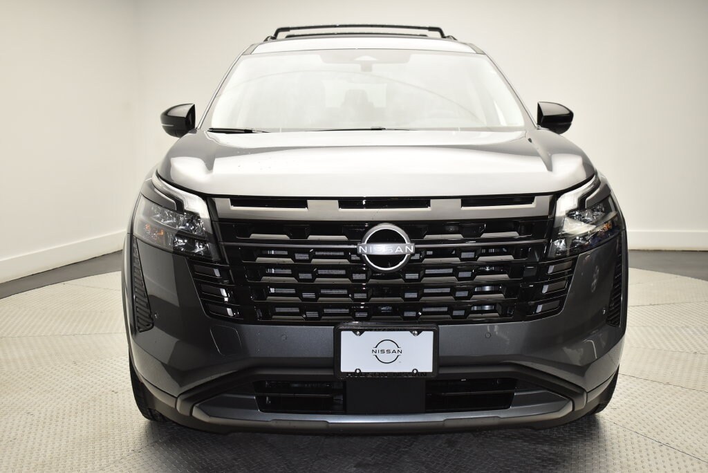 New 2026 Nissan Pathfinder SL SUV