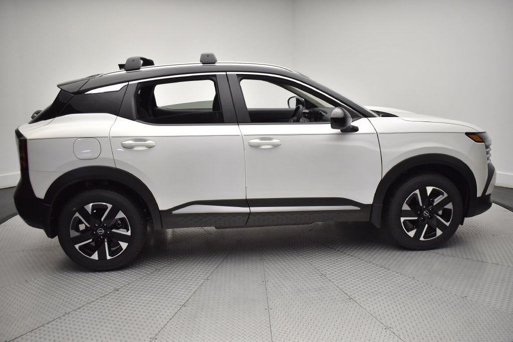 New 2026 Nissan Kicks SV SUV