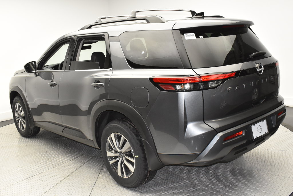 2026 Nissan Pathfinder SL - Photo 7