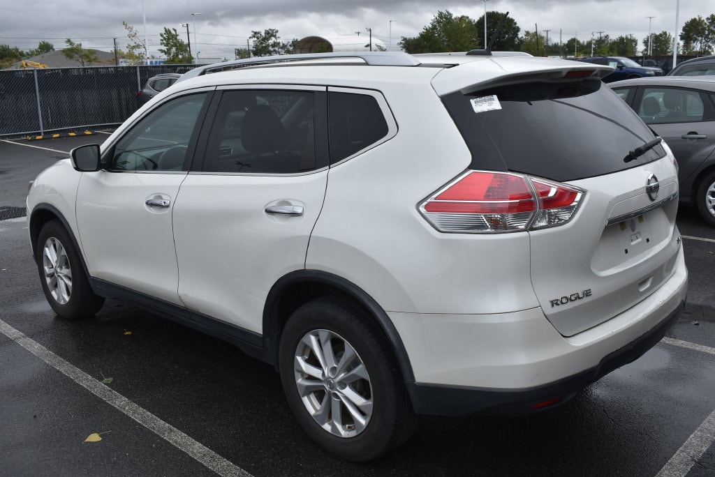 Used 2015 Nissan Rogue SV SUV