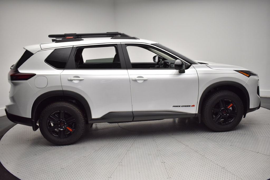 2026 Nissan Rogue Rock Creek - Photo 4