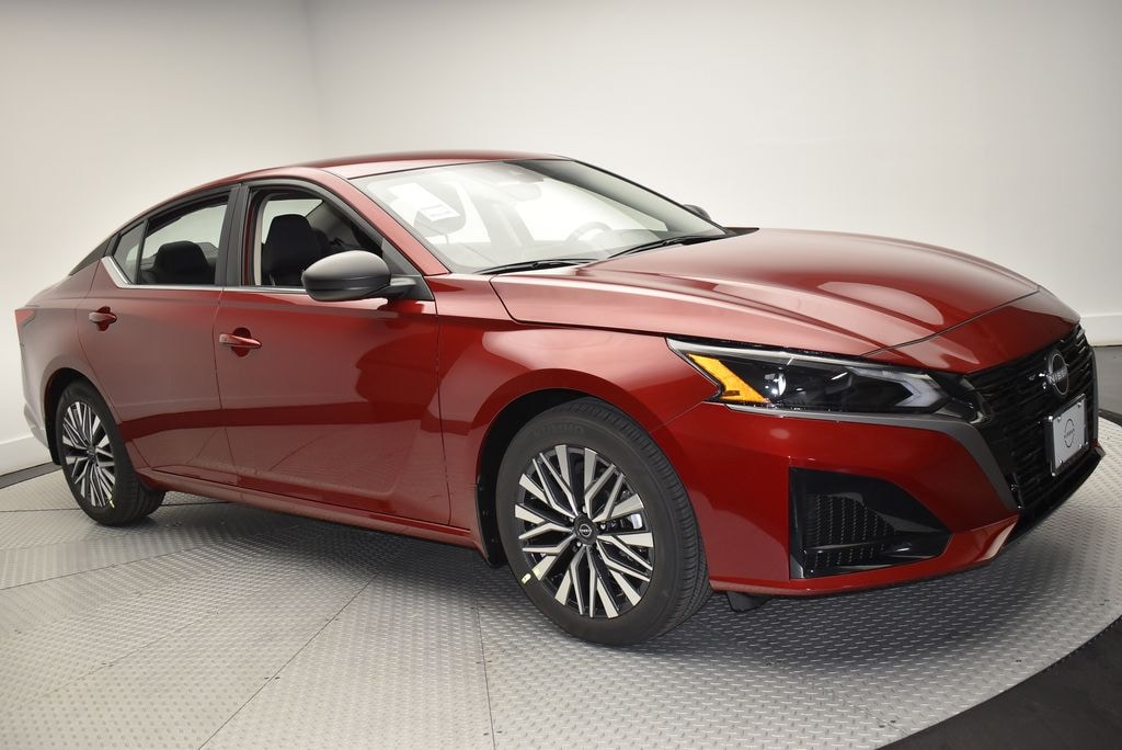 New 2026 Nissan Altima SV Sedan