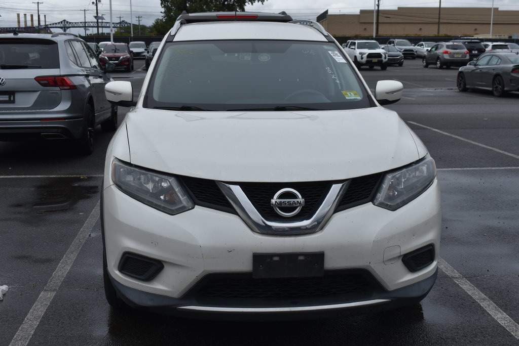 Used 2015 Nissan Rogue SV SUV