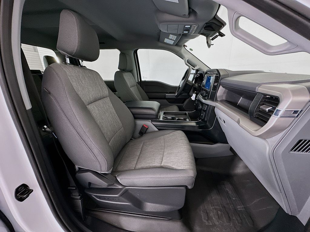 2023 Ford F-150 XL - Photo 27