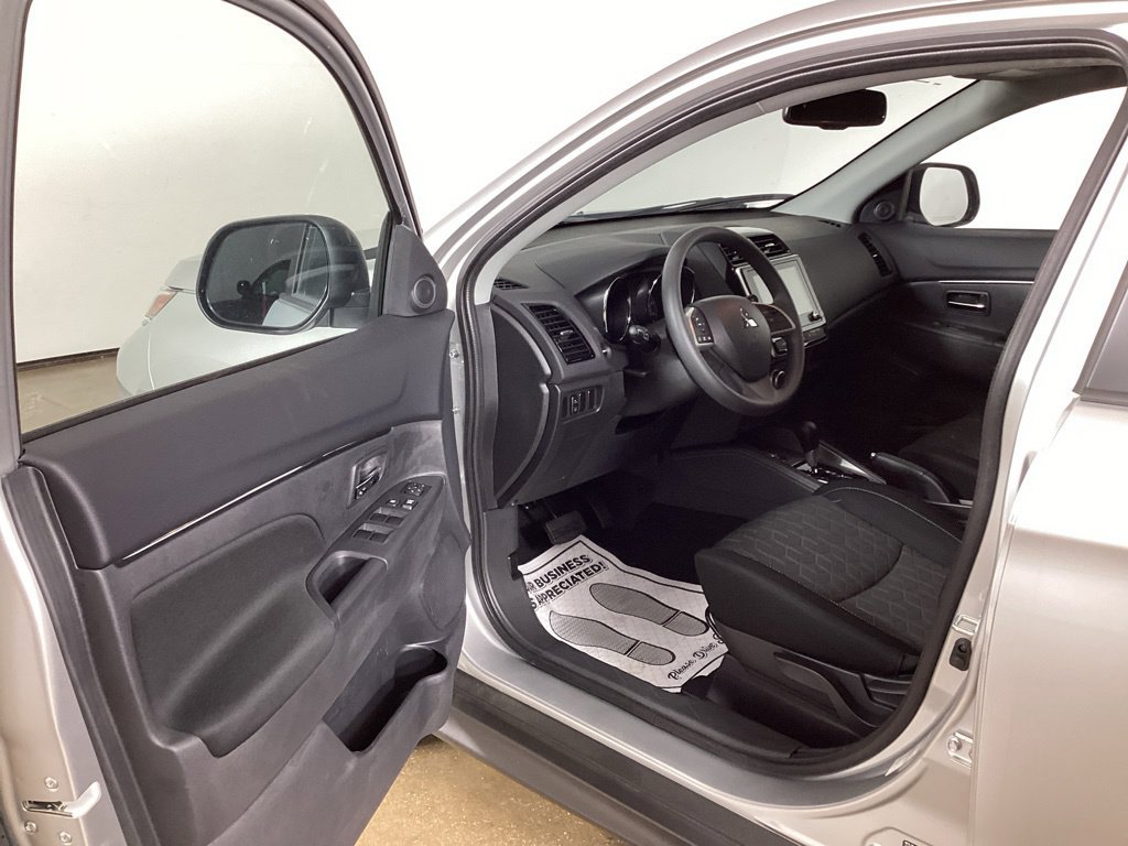 2026 Mitsubishi Outlander Sport ES - Photo 9