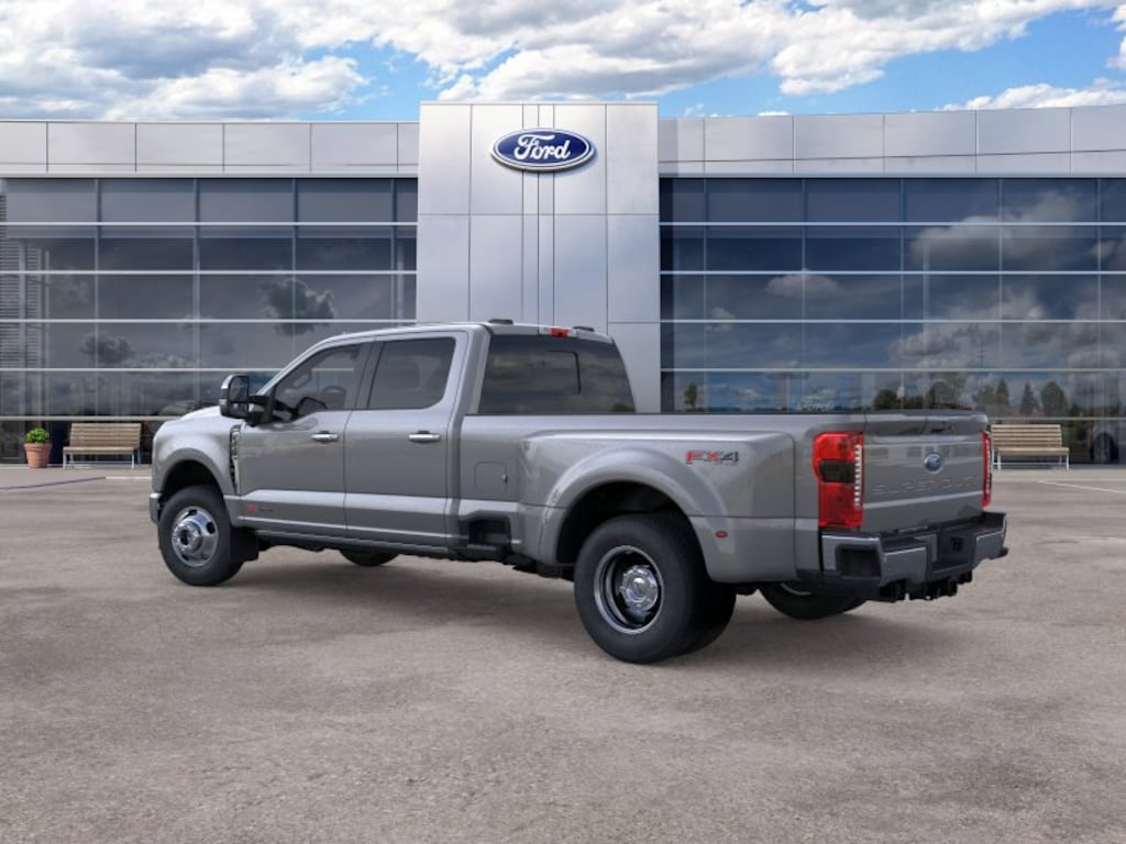 New 2026 Ford Super Duty F-350 DRW LARIAT LARIAT 4WD Crew Cab 8 Box