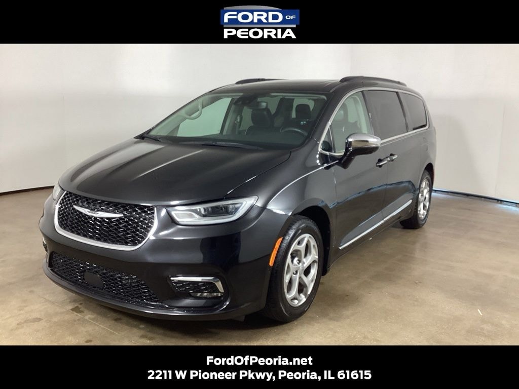 Used 2022 Chrysler Pacifica Limited Minivan/Van