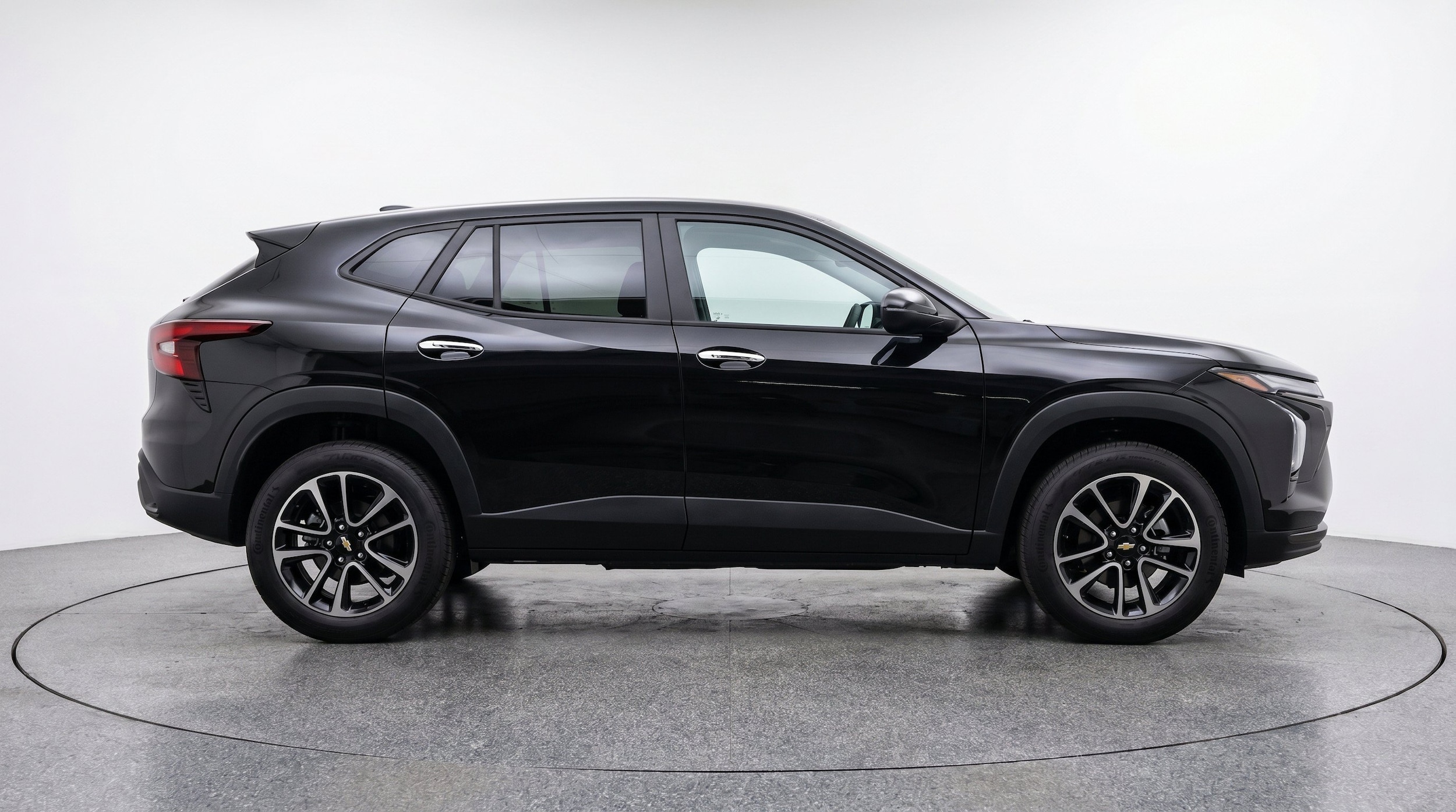 Thumbnail: 2025 Chevrolet TrailBlazer - 10