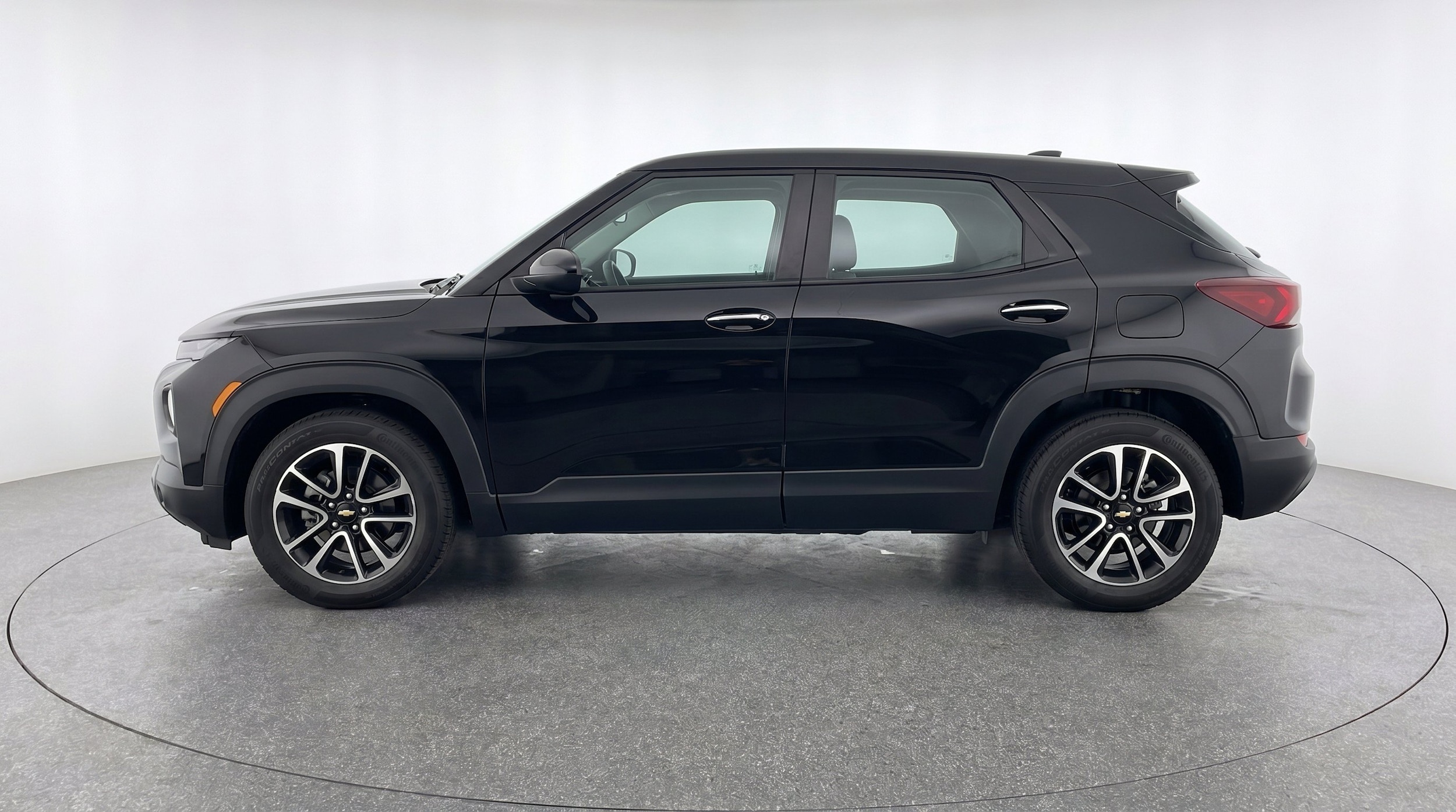 Thumbnail: 2025 Chevrolet TrailBlazer - 5
