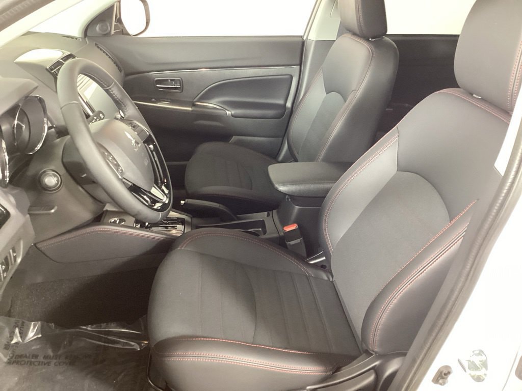 2026 Mitsubishi Outlander Sport SE - Photo 9
