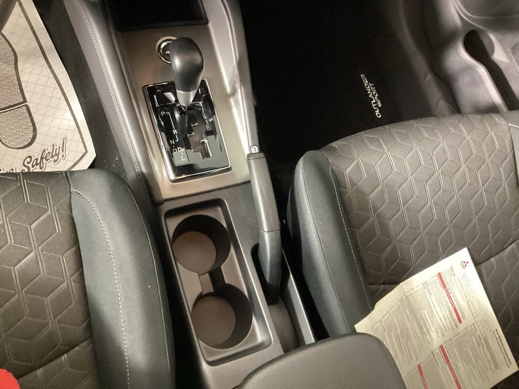 2026 Mitsubishi Outlander Sport ES - Photo 16