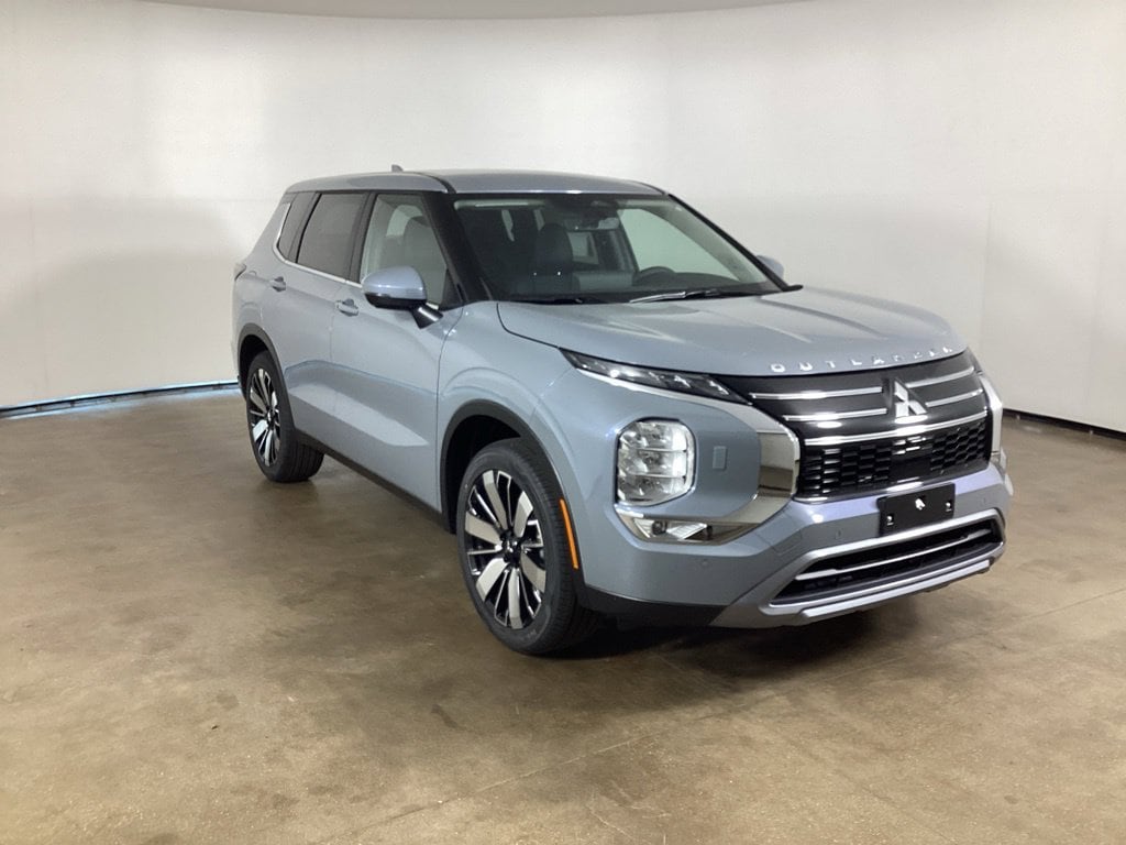 New 2026 Mitsubishi Outlander SE SUV