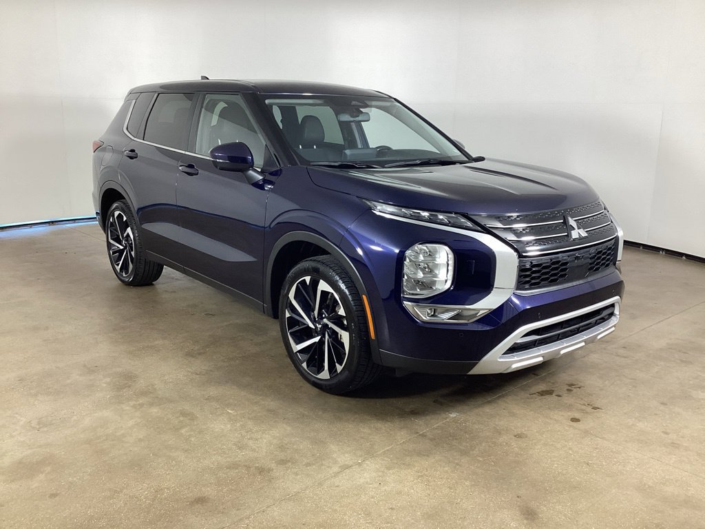 Used 2024 Mitsubishi Outlander SE SUV