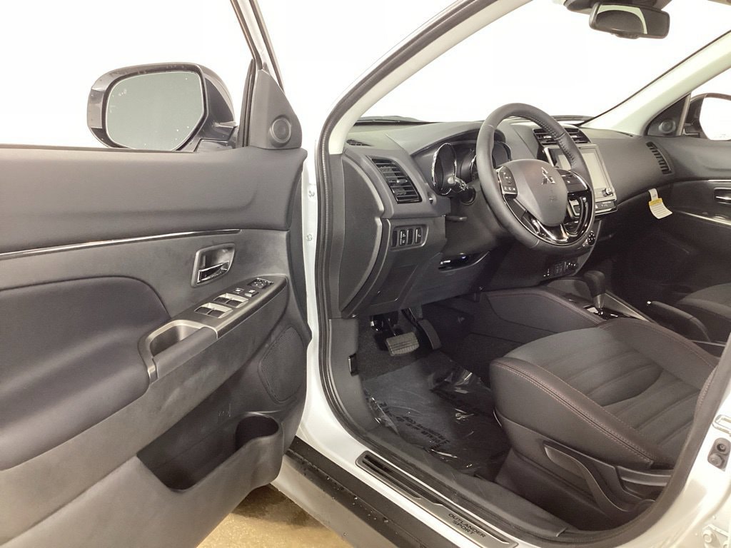 2026 Mitsubishi Outlander Sport SE - Photo 8