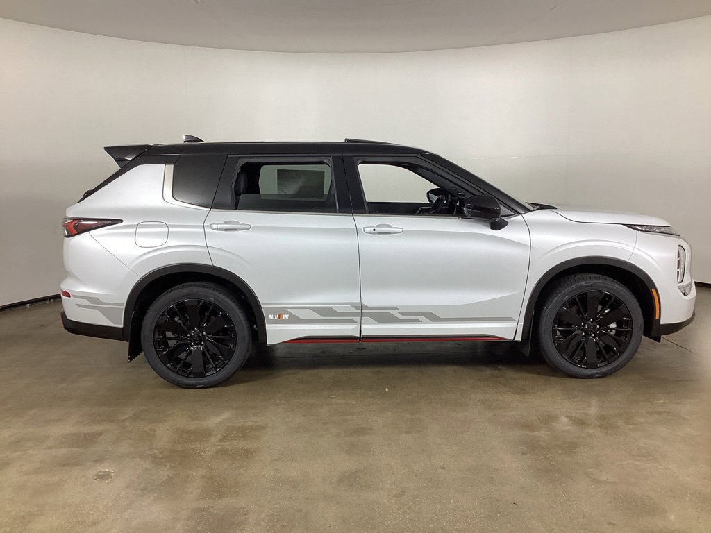 New 2026 Mitsubishi Outlander Ralliart SUV