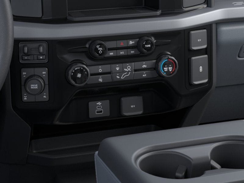 2026 Ford F-350 Super Duty XL - Photo 17