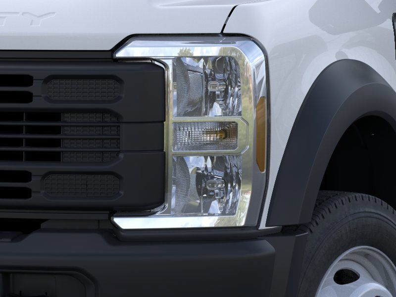 2025 Ford F-550 Super Duty Chassis Cab XL - Photo 20