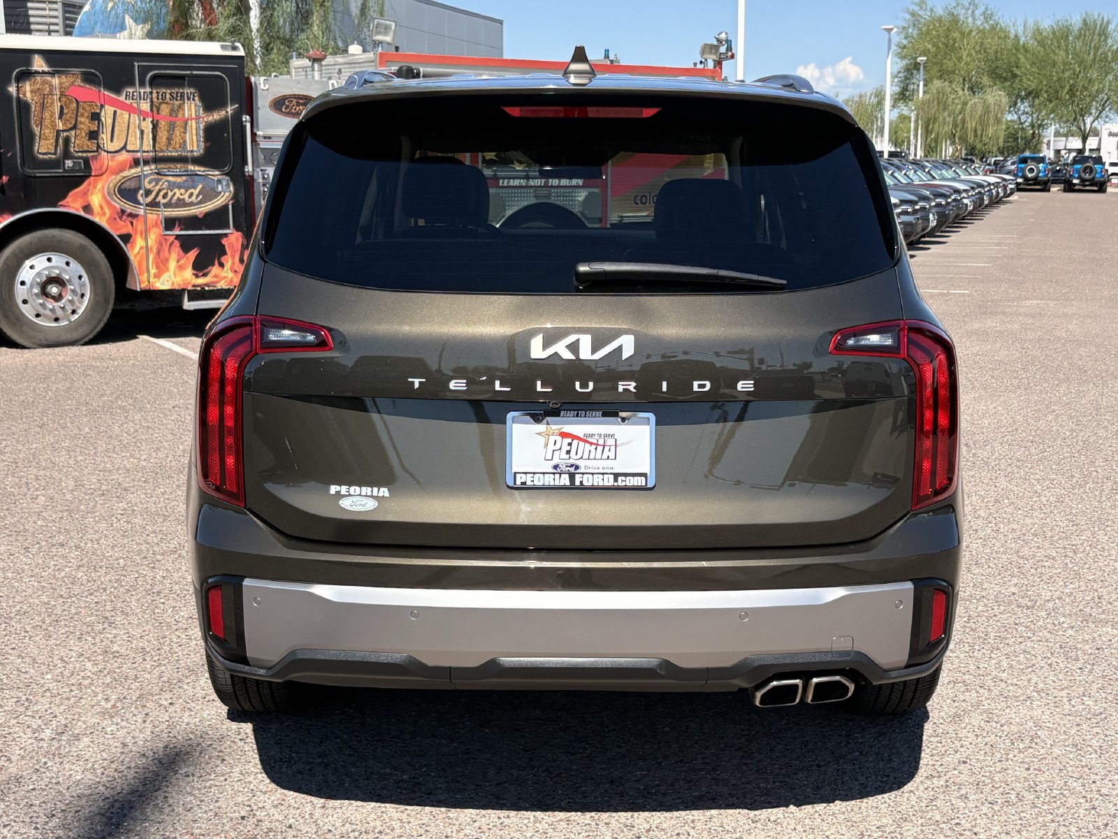 Used 2025 Kia Telluride S SUV