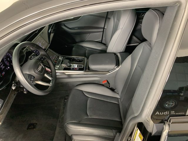 2025 Audi Q8 Premium Plus - Photo 30